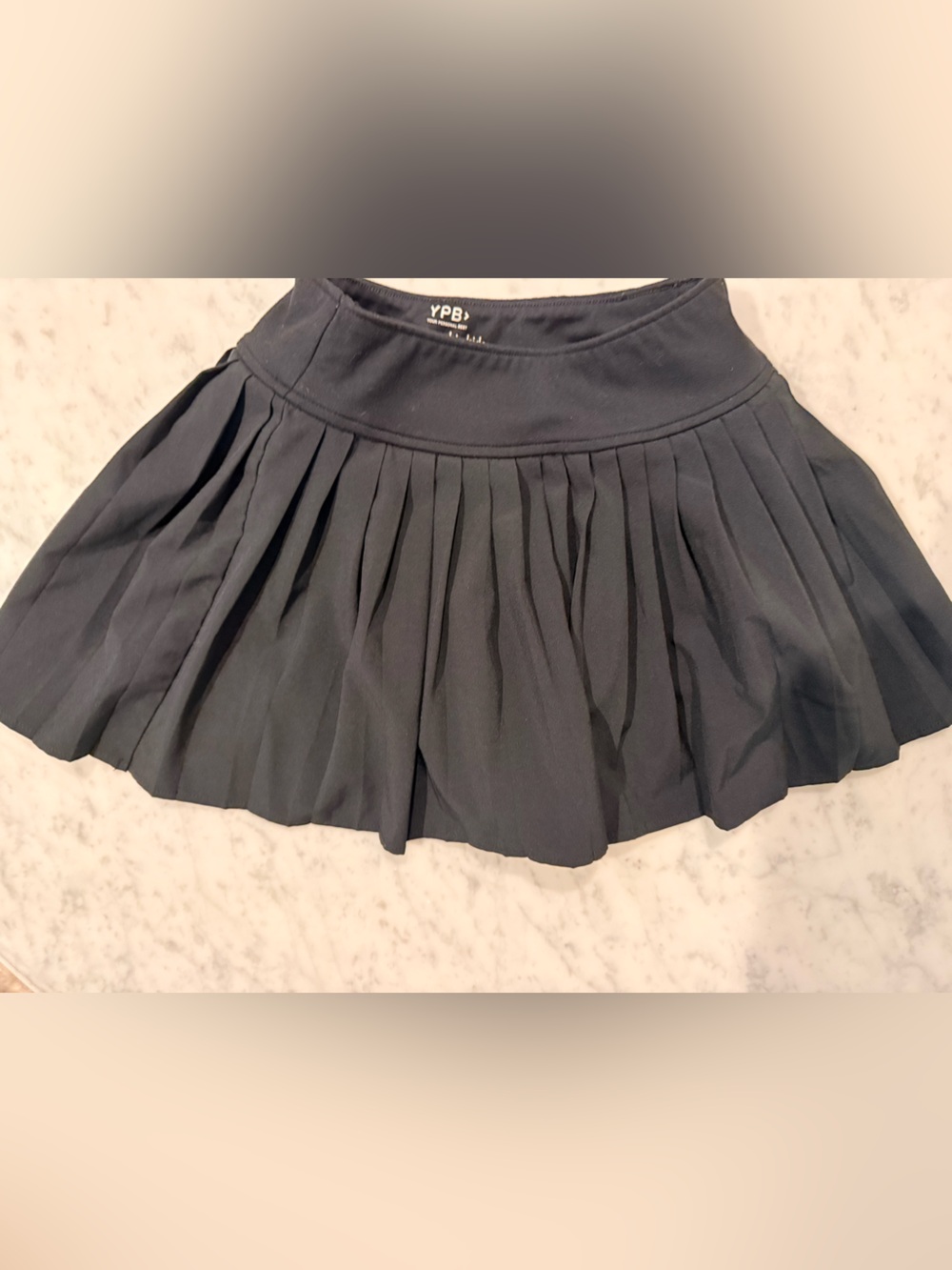 abercrombie kids black Pleated Skater Skirt size 5/6